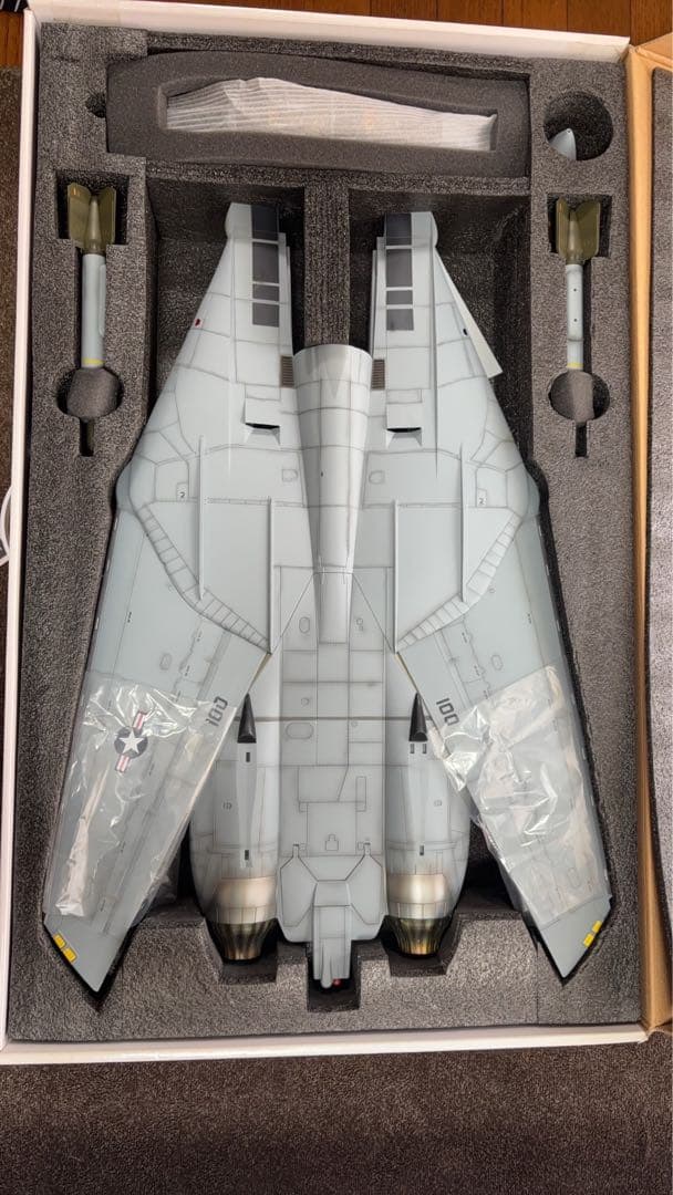 ！！専用！！1/18 F-14A トムキャット VF-154 ブラックナイツ