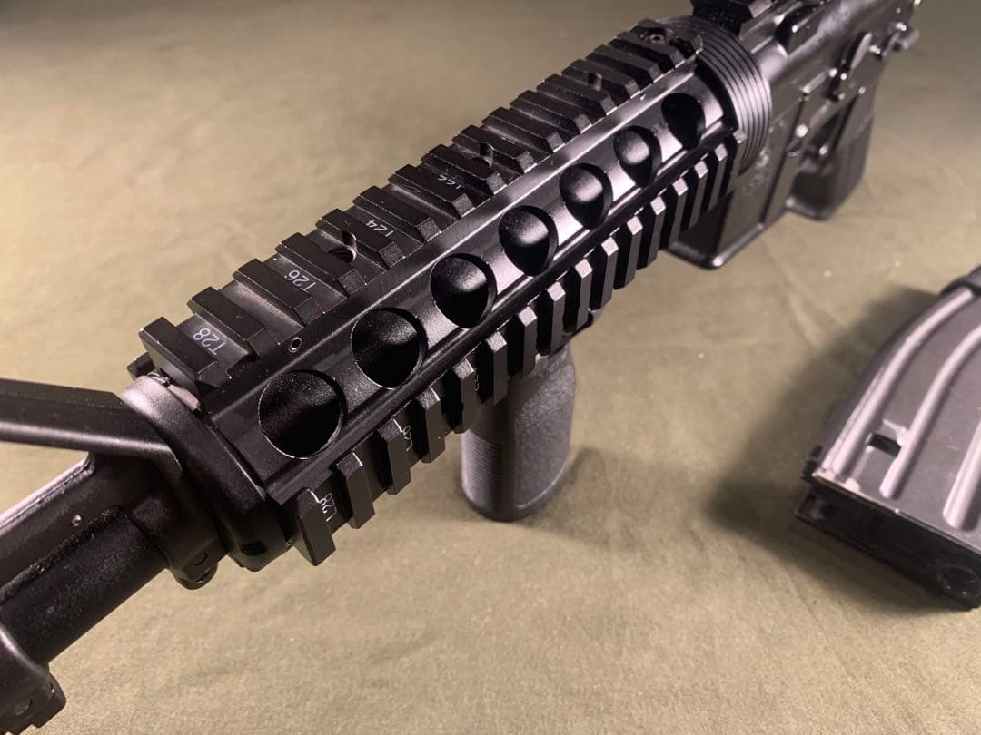 Ｍ4 CQBR 東京マルイ　次世代電動ガン　充電器等付属