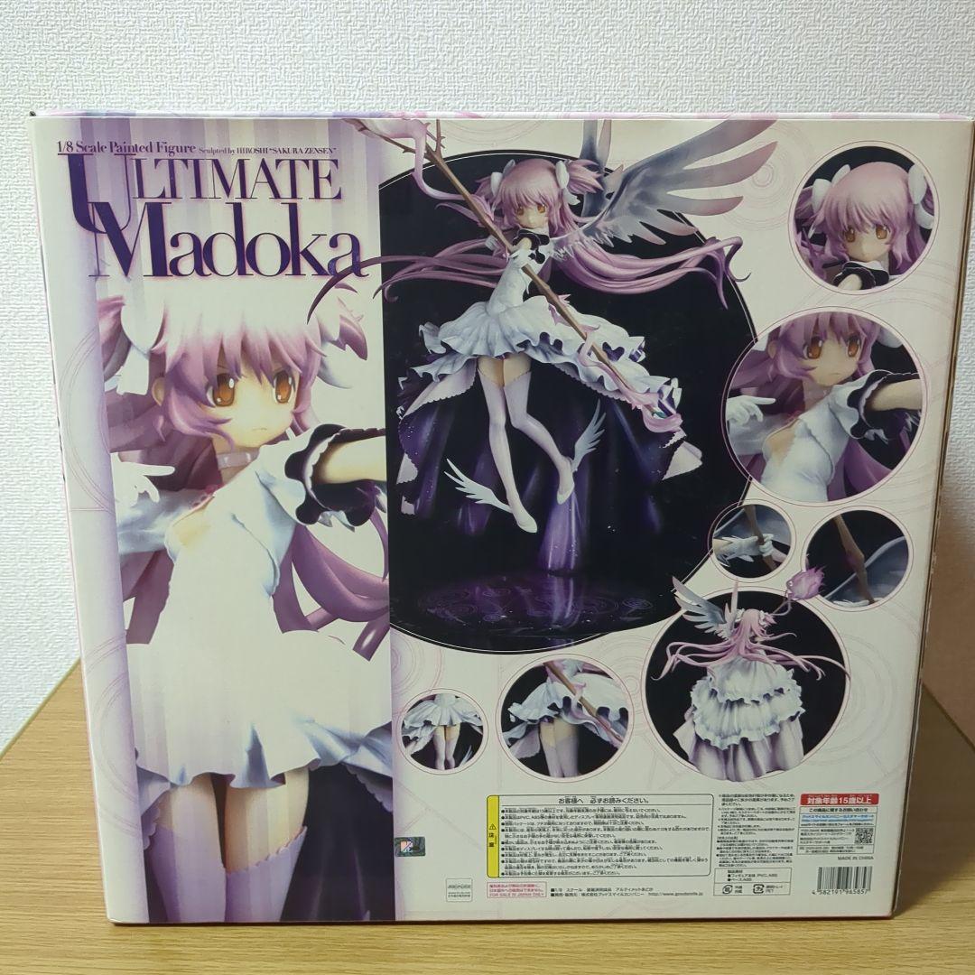 アルティメットまどか 1/8スケール フィギュア