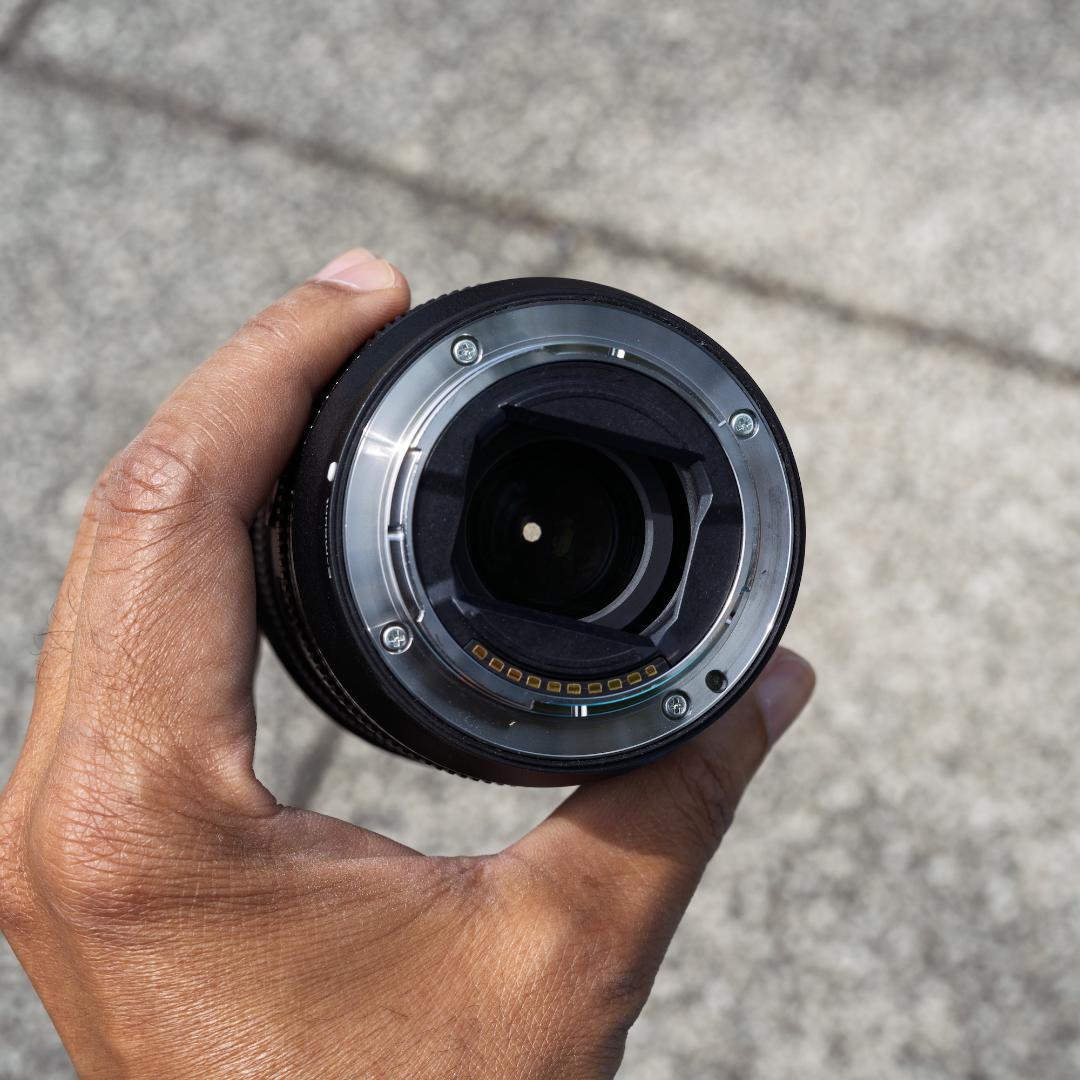 1*i様 [美品] SONY FE 20mm F1.8 G SEL20F18G