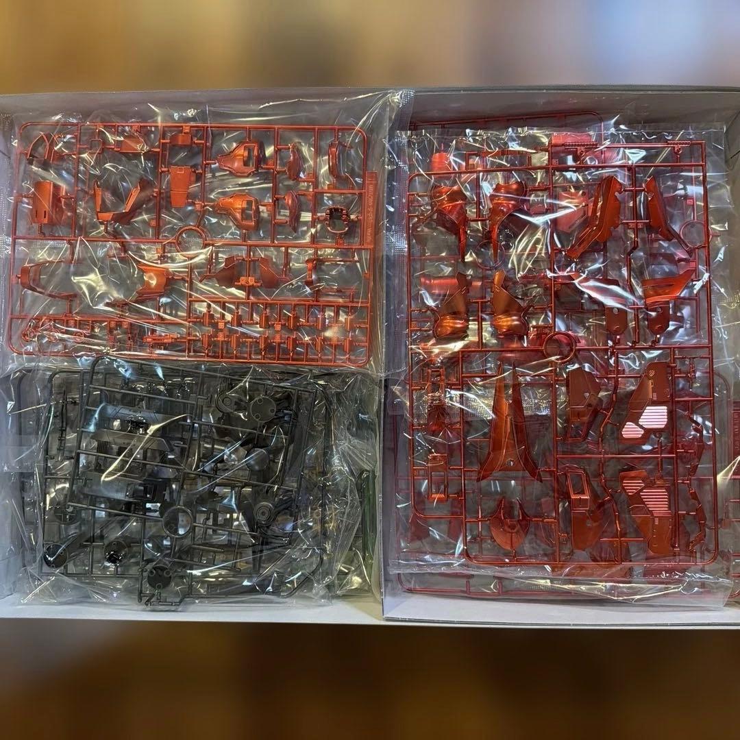 MG サザビー　スペシャルコーティング　ガンダムベース限定　未組み立て