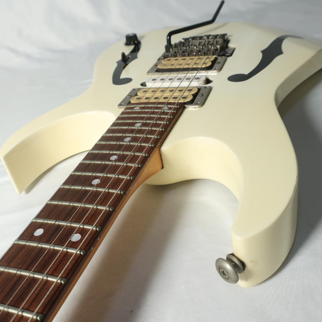 Ibanez PGM ポール・ギルバートモデル エレキギター ケース付