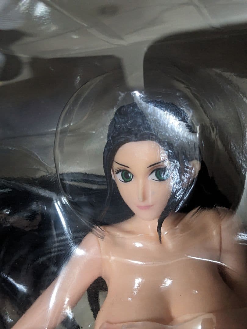 ワンピース ONE PIECE ニコ・ロビン フィギュア 海外製 美少女　未開封