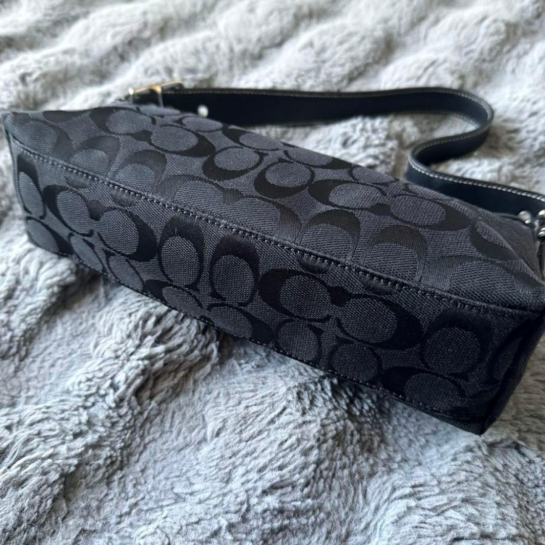未使用級 coach コーチ ワンショルダーバッグ シグネチャー 黒 6371