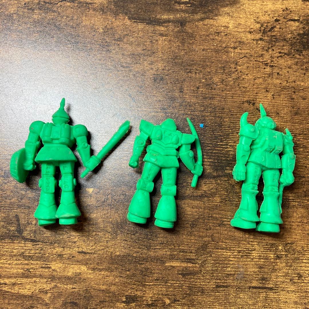 E-壁 【希少】ガン消し まとめ売り 13体セット（ガンダム 消しゴム）