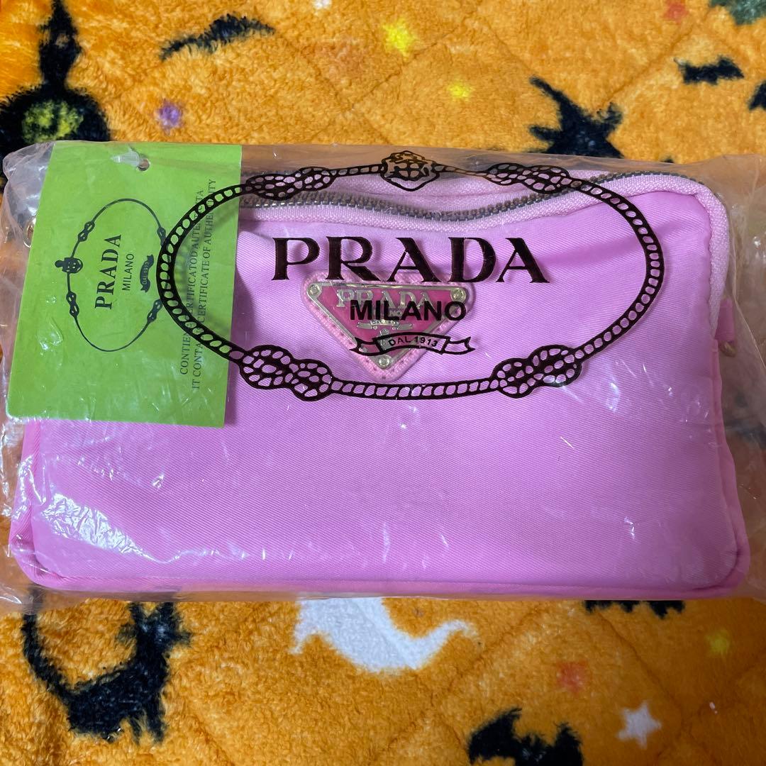 PRADA ピンク ショルダーバッグ