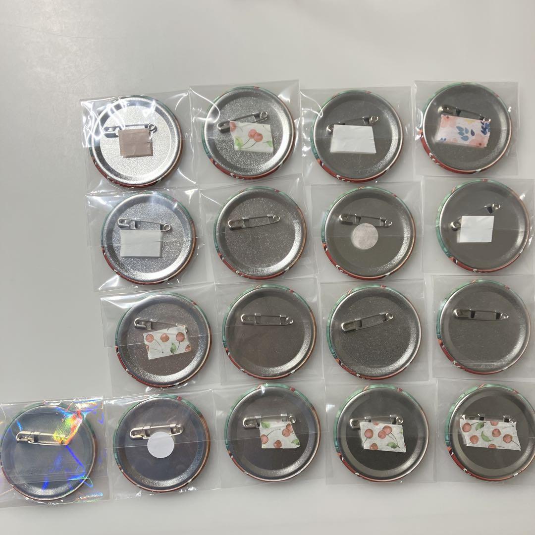衣更真緒 缶バッジ 17点