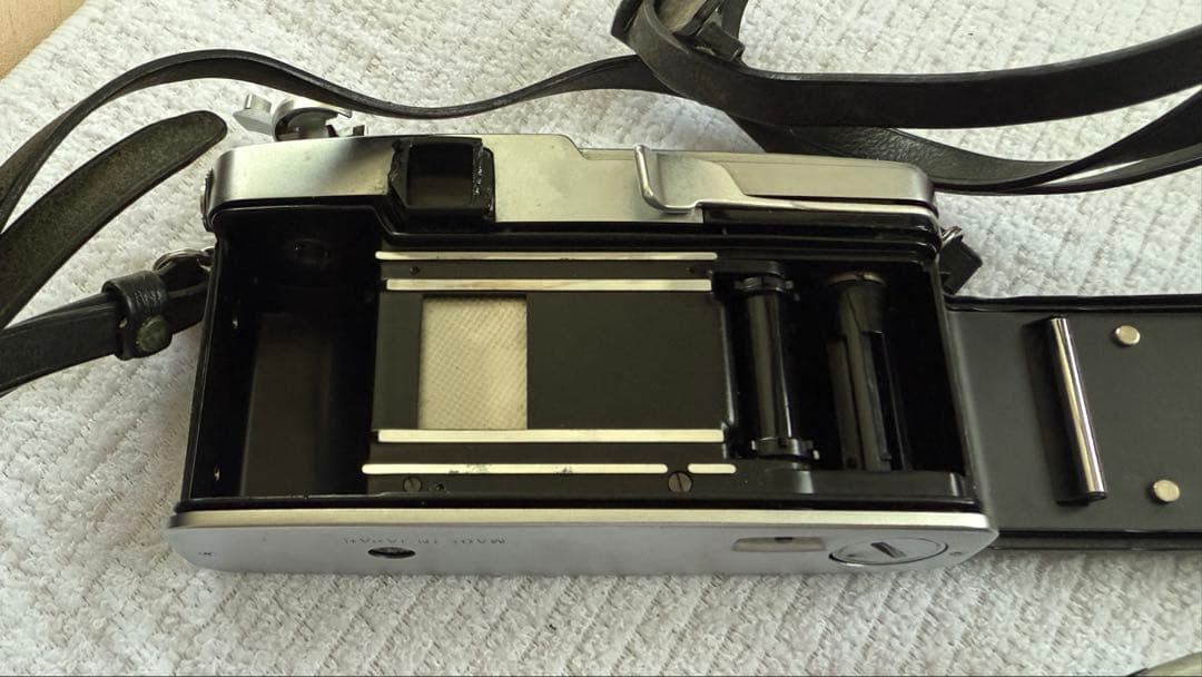 フィルムカメラ OLYMPUS PEN FT G.Zuiko Auto-s f1.4 40mm