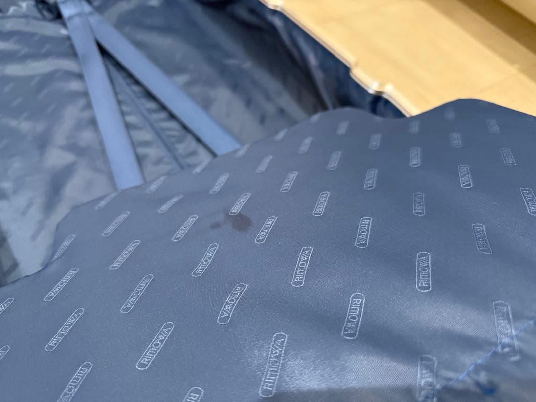 【廃盤品】リモワ トパーズ 93270 82ℓ 4輪 スーツケース