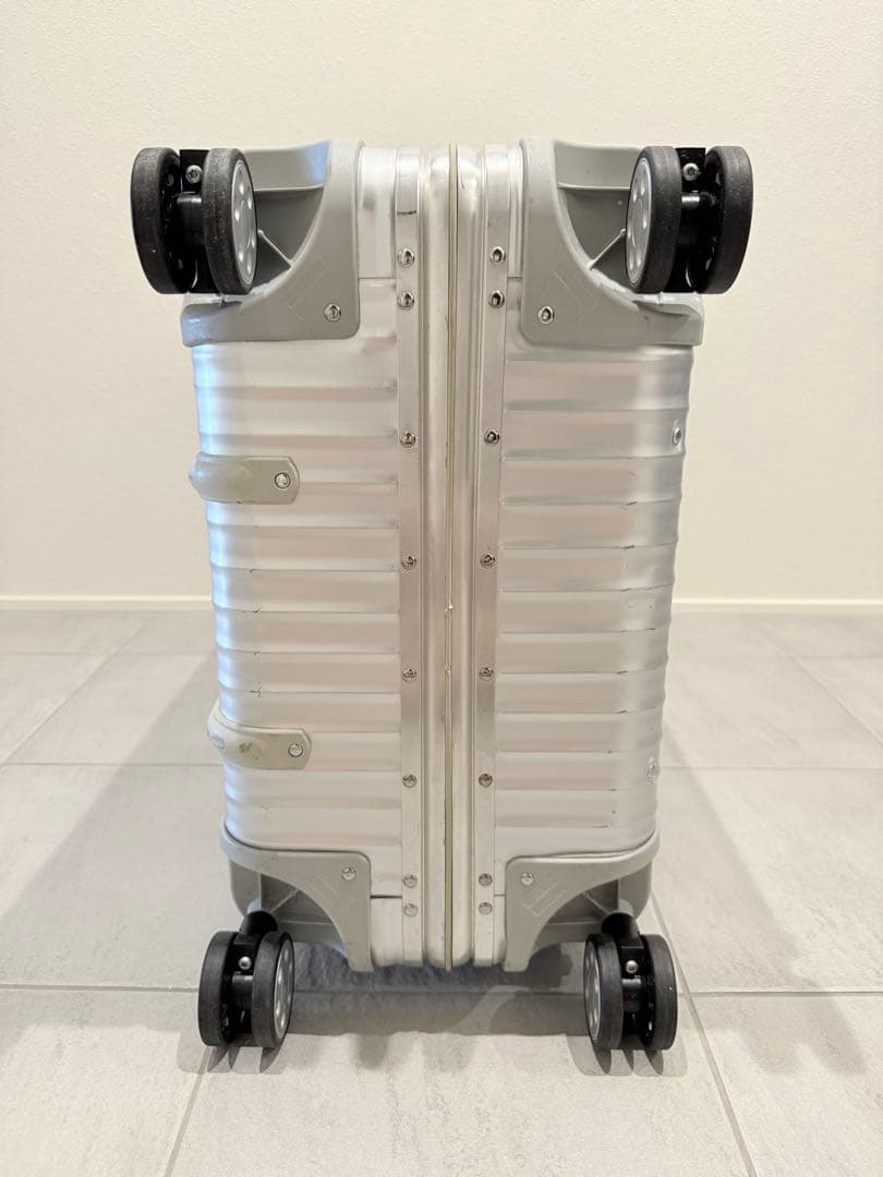 【廃盤品】リモワ トパーズ 93270 82ℓ 4輪 スーツケース