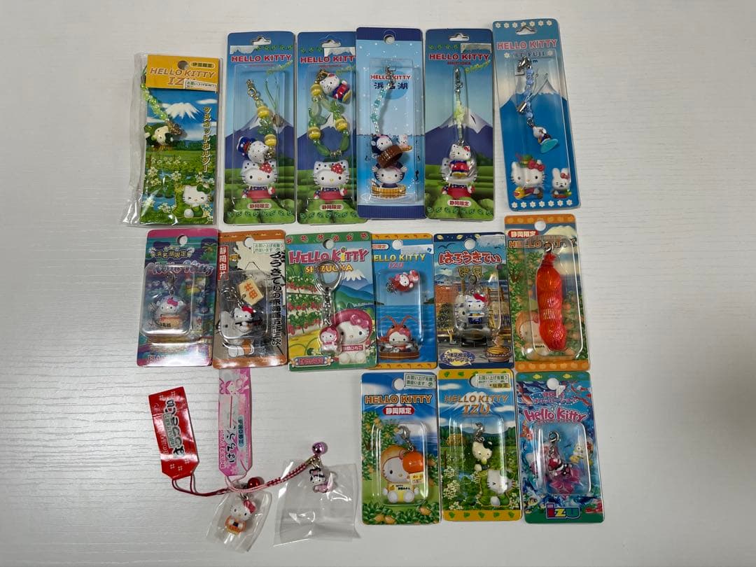 ハローキティ ストラップセット 複数デザイン　約176個