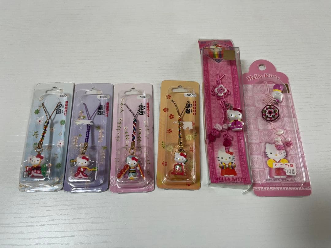 ハローキティ ストラップセット 複数デザイン　約176個