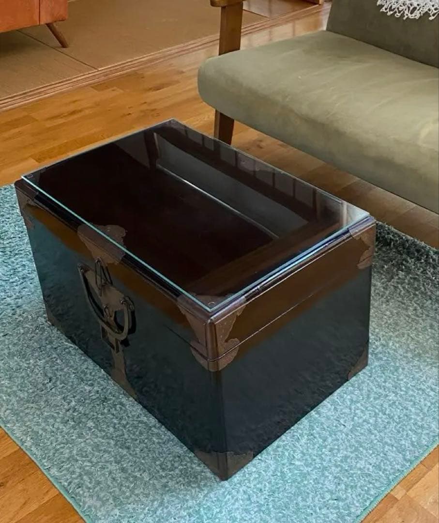 真鍮・銅の挟み箱　衣裳箱　黒色　お値下げ