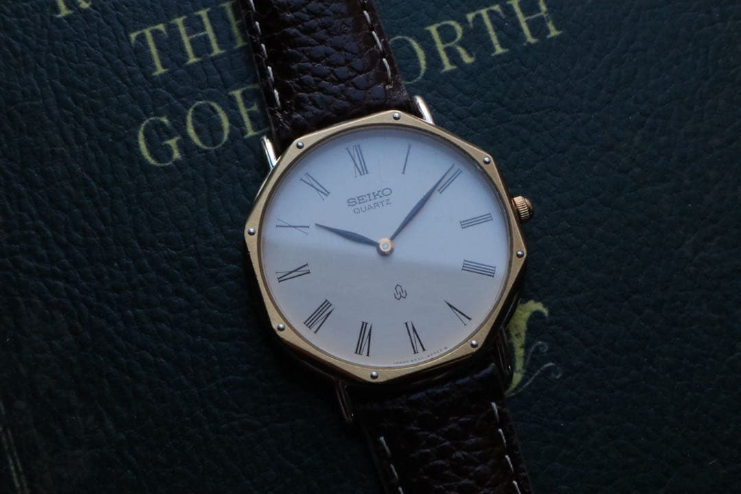 SEIKO tank シャリオ スイスセイコー 6020 オクタゴン 稼働品