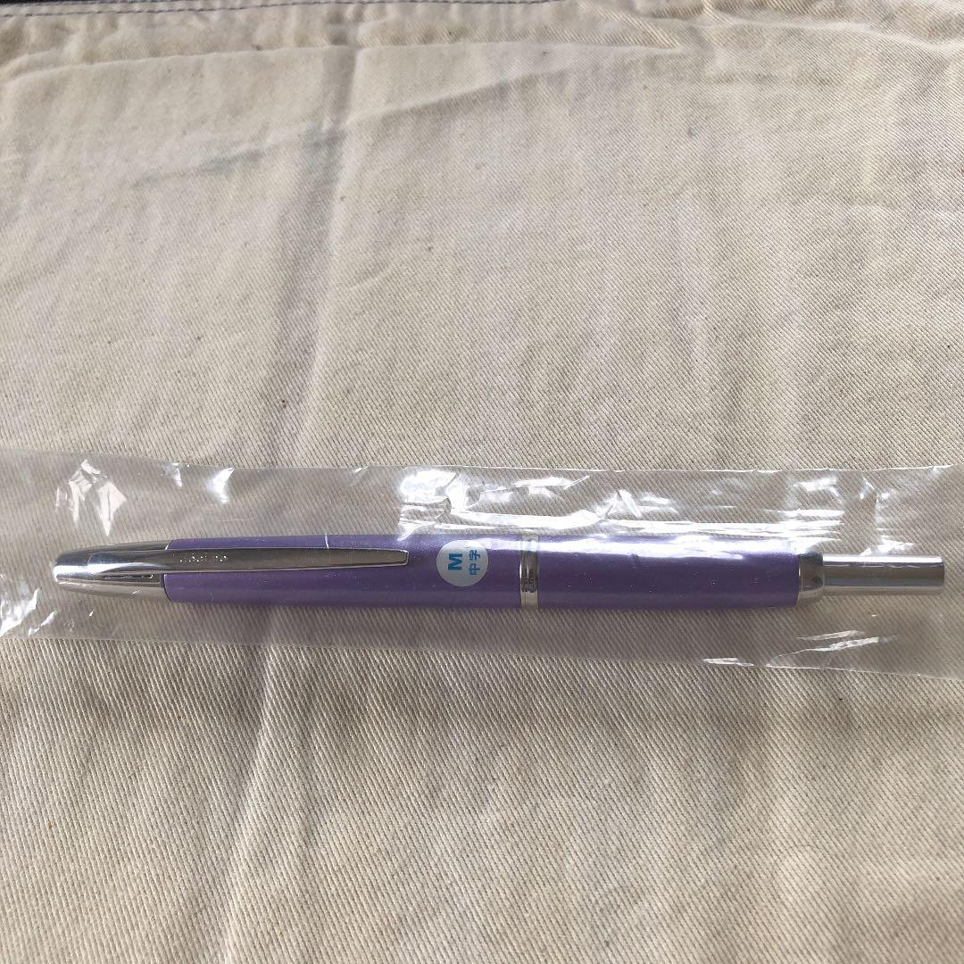 阪急百貨店限定キャップレス万年筆　デシモ　パールパープル　ラメ入り　中字Ｍニブ