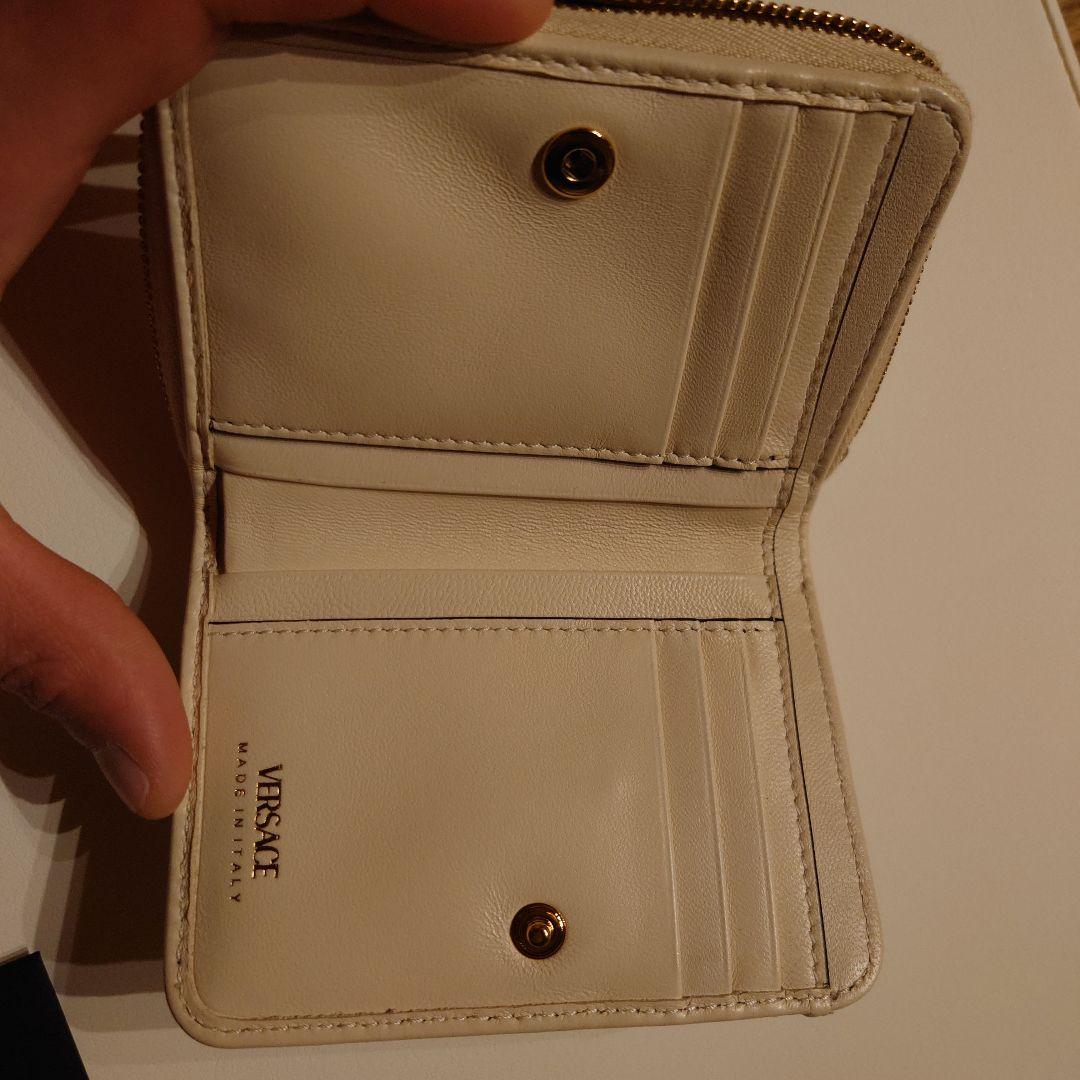 「チャチャ様」VERSACE 二つ折り財布