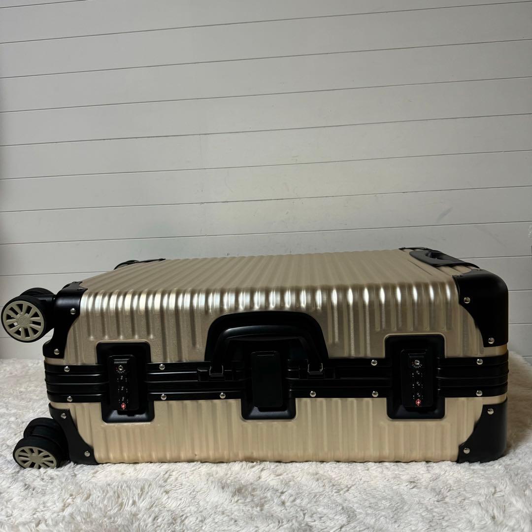 未使用品✨LANZZO ランツォ　スーツケース　Norman ゴールド　アルミ