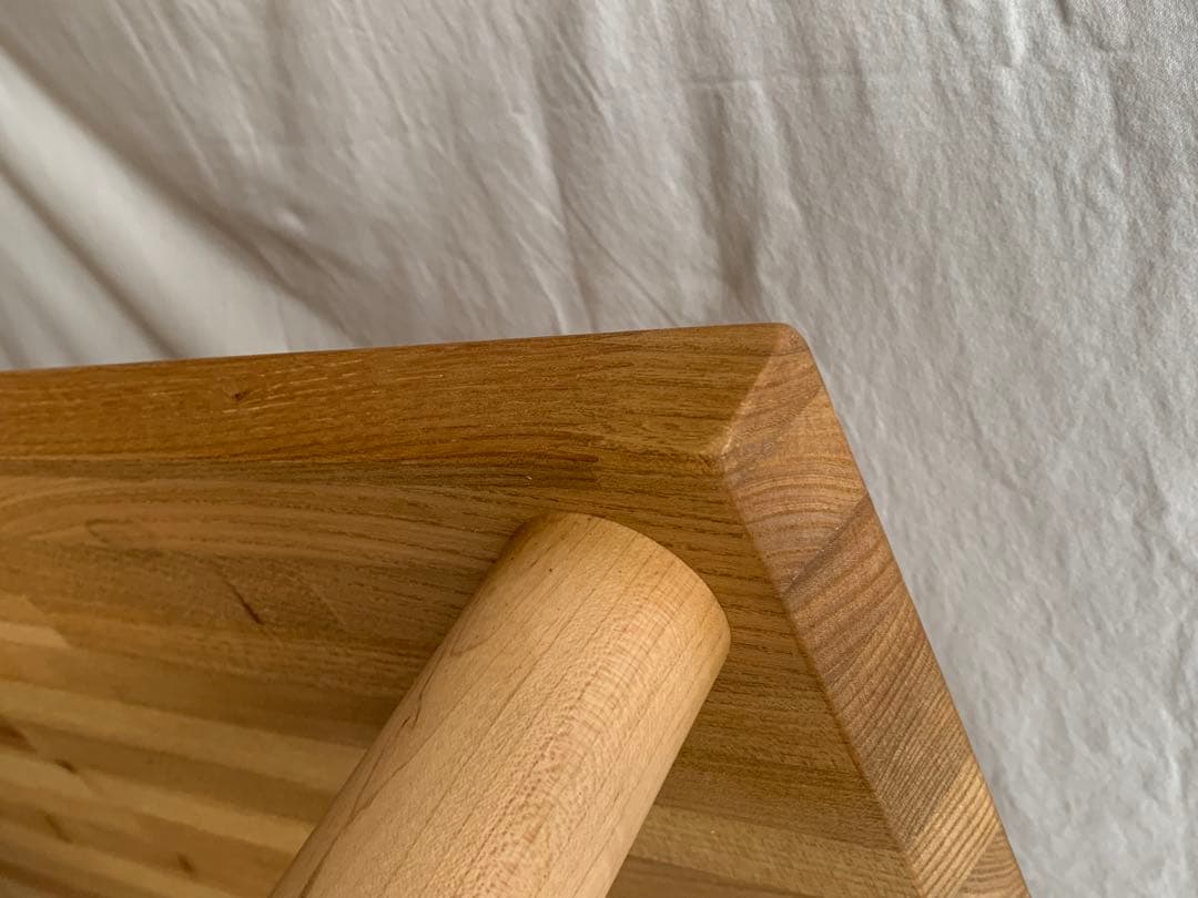 新品手作り、木製スクエアテーブル