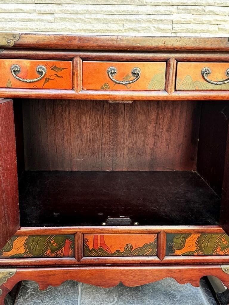 ☆売約済みです☆　李朝家具　中国家具　漆　古道具 　隠し扉　収納　引き出し