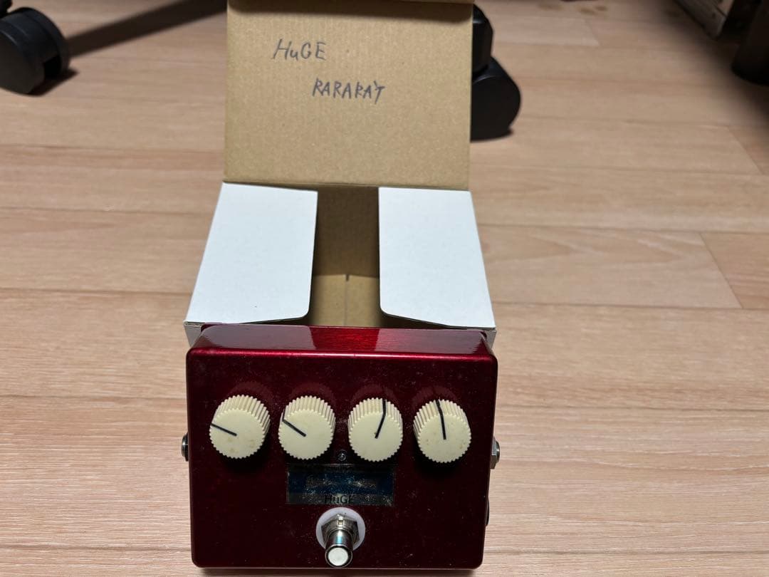 ギター HuGE RARARAY