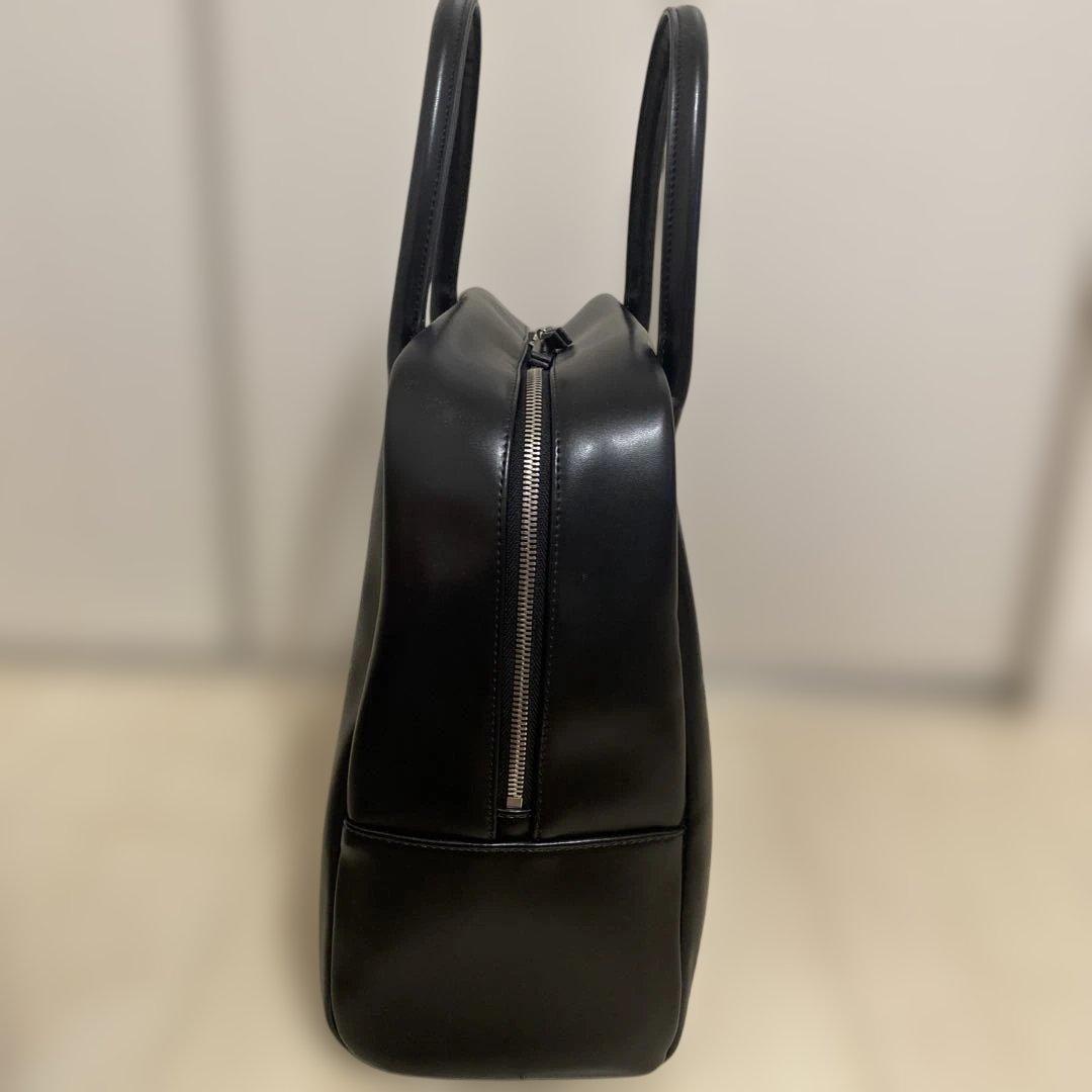 美品　黒のボストンバッグ