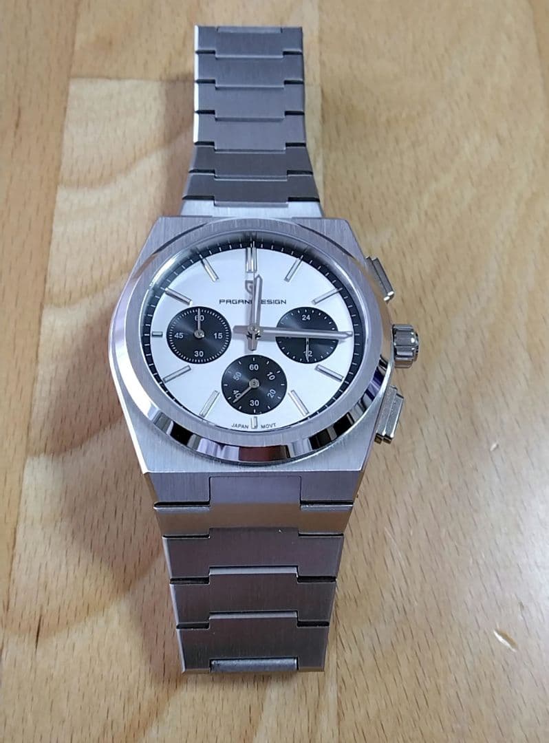 仮*ー様 pagani design クロノ 防水性能100m パンダ