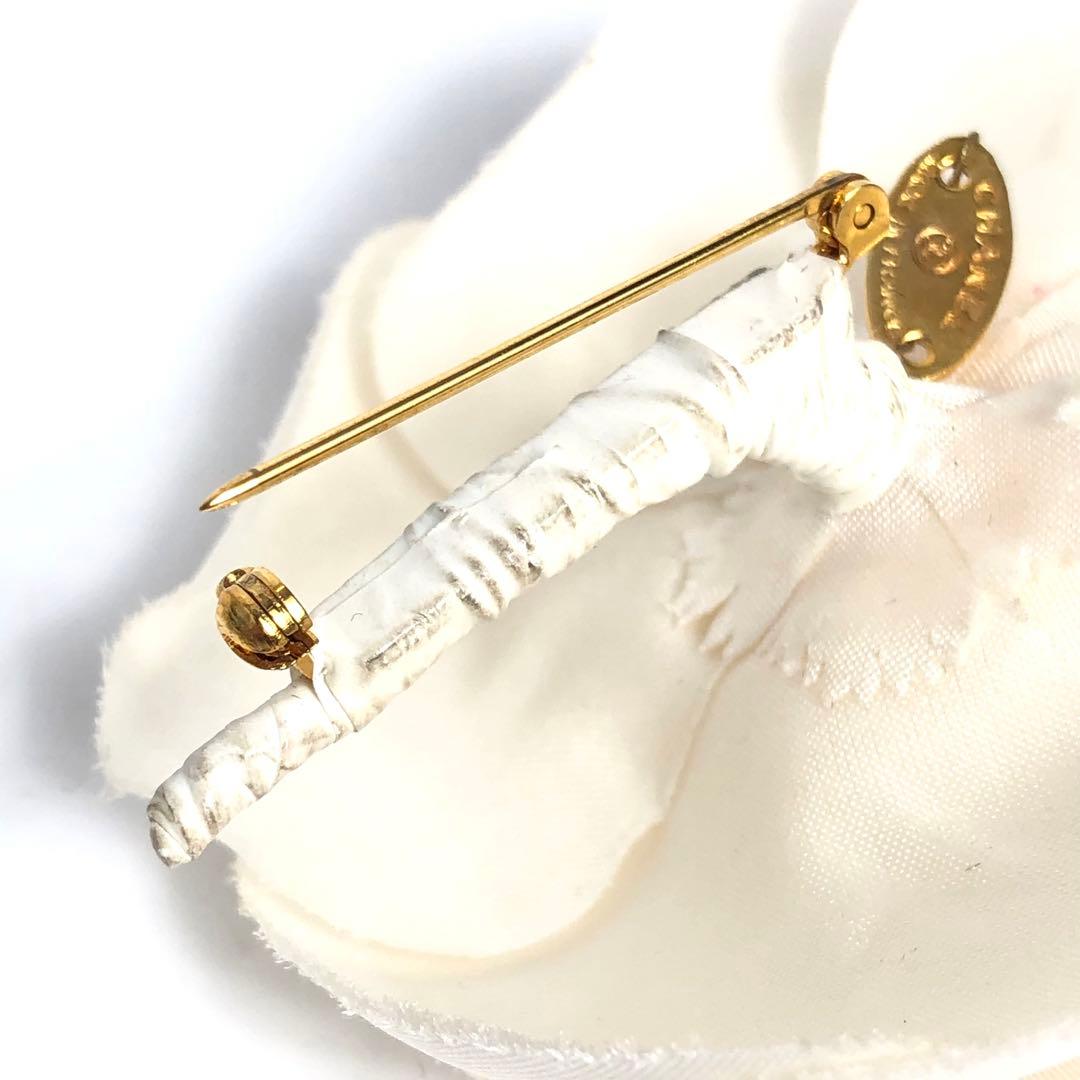 CHANEL シャネル カメリア ブローチ コサージュ ホワイト系 白 コメあり