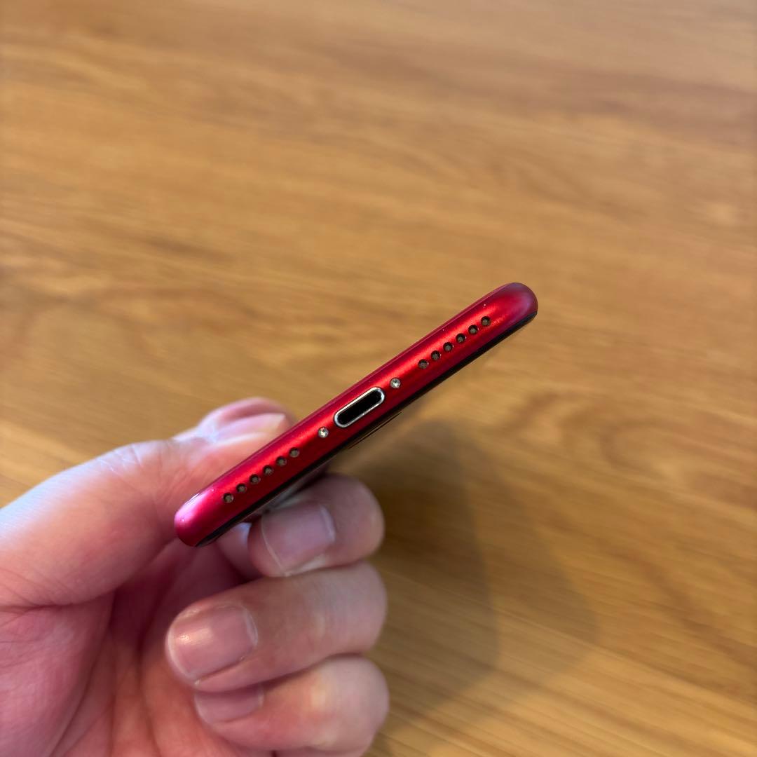 Apple iPhone SE (第3世代) PRODUCT(RED) 本体