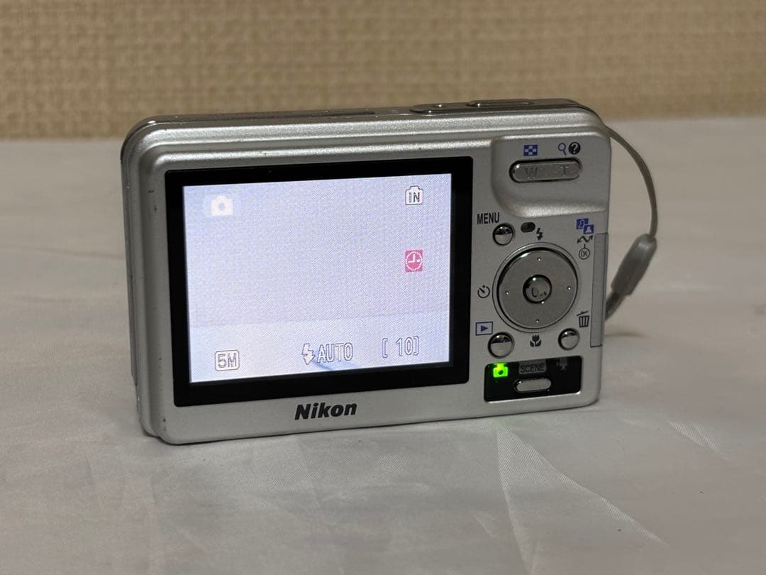 Nikonニコン COOLPIX S2 デジタルカメラ 動作確認済
