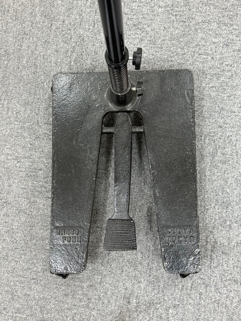 キイヤボディスタンド高さ調整可能