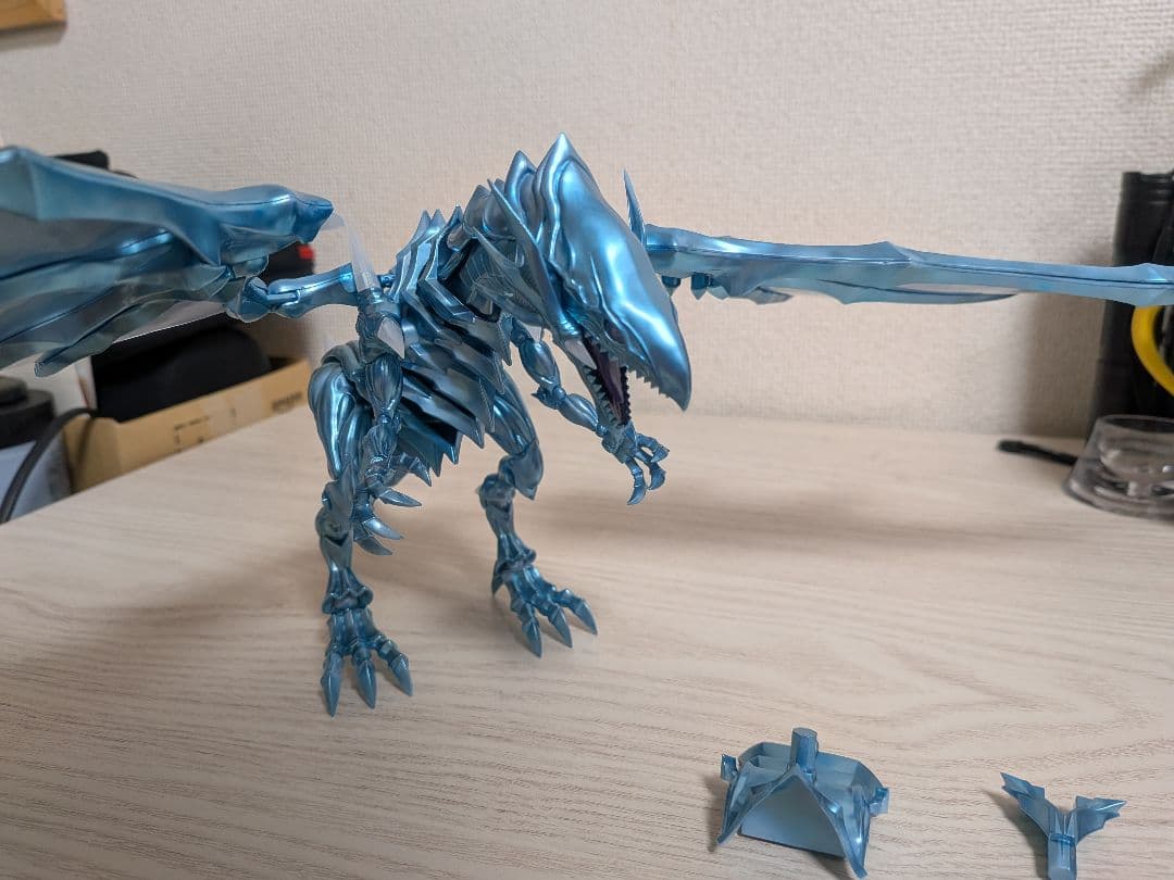 ブルーアイズホワイトドラゴン プラモデル