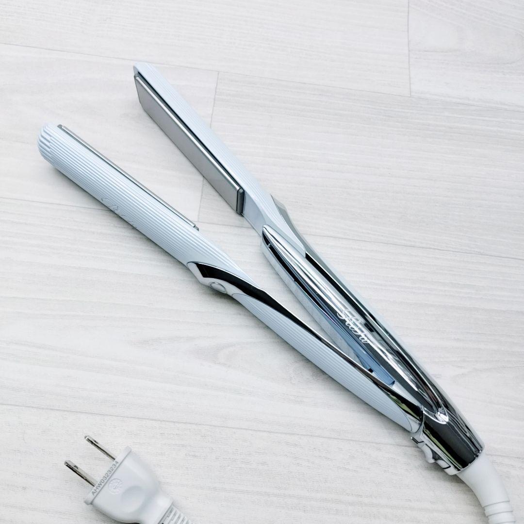 ほぼ未使用☺️最新モデル Refa リファ ビューテック ストレート プロ