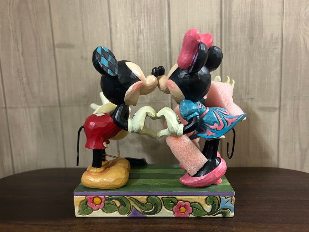 ディズニー　トラディションズ　ミッキー＆ミニー　 ウィズハートマーク　フィギュア