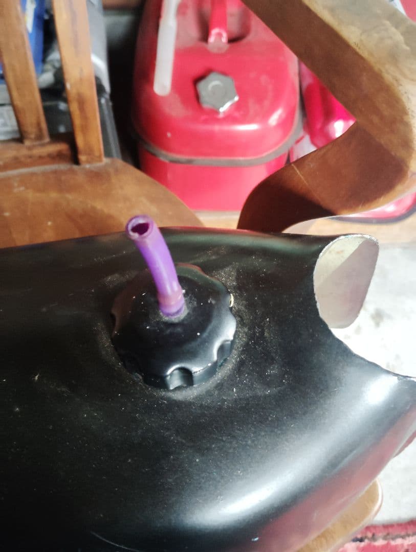 バイアルス　タンク　tl125 ホンダ