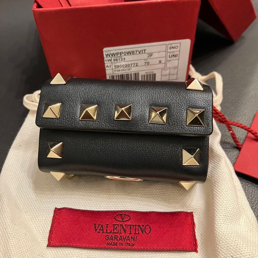 VALENTINO ヴァレンティノ 新品タグ付き ロックスタッズ　マナーポーチ