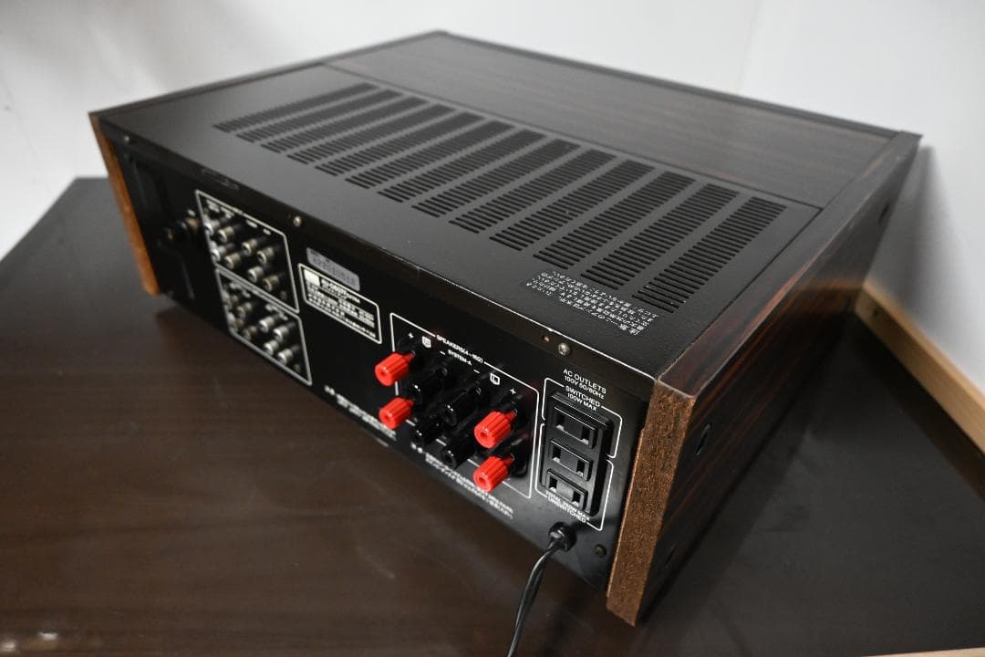 ◆◇Ｓａｎｓｕｉ　ＡＵ－Ｄ６０７Ｆextra　【動作品　美品】◇◆