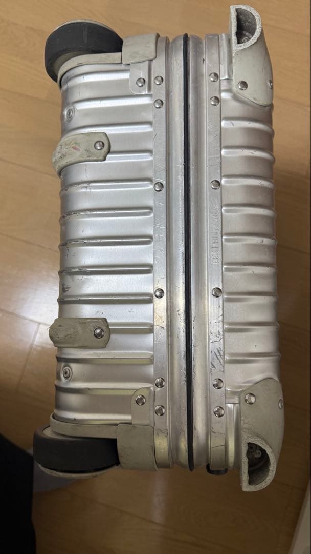 リモワ 919.52『Lufthansa』 廃盤2輪 キャビン・トロリー 35L