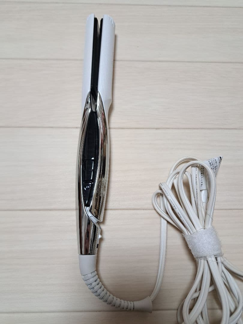 リファ ストレート ヘアアイロン Refa 2023年製