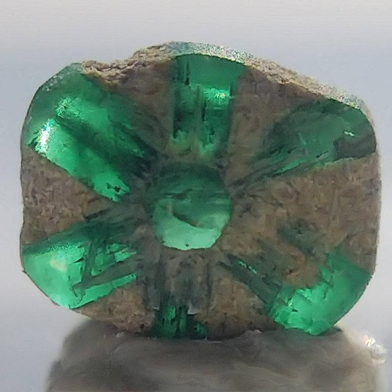 272 トラピッチェエメラルド コロンビア