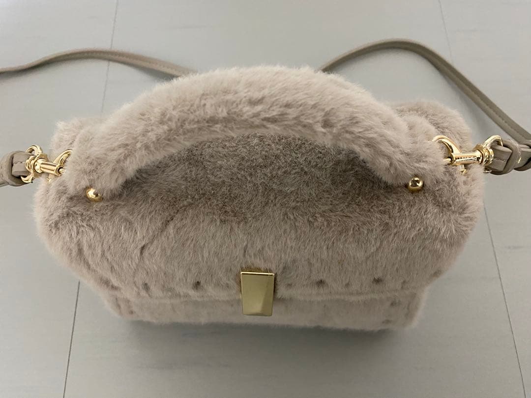 CELFORD ビジュースタッズファーポシェット