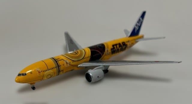 航空機・ヘリコプター ANA B777-200ER JA743A C-3PO