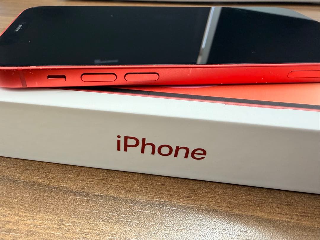 iPhone 12 simフリー 128G レッド 本体 76%