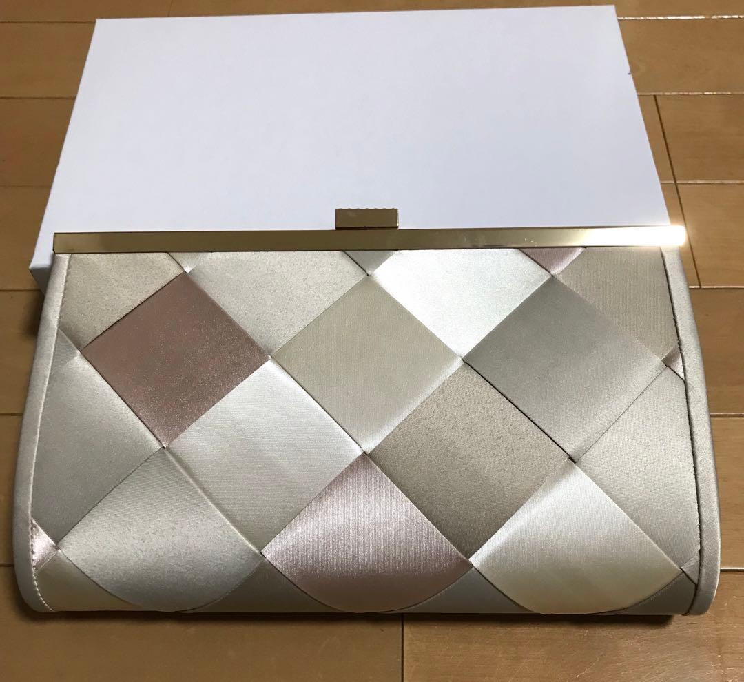 【美品】AIMER エメ　格子柄　クラッチバッグ　パーティーバッグ