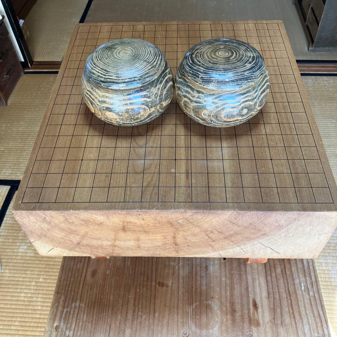 桂四寸　脚付碁盤　白蛤碁石　黒那智黒　碁簀欅