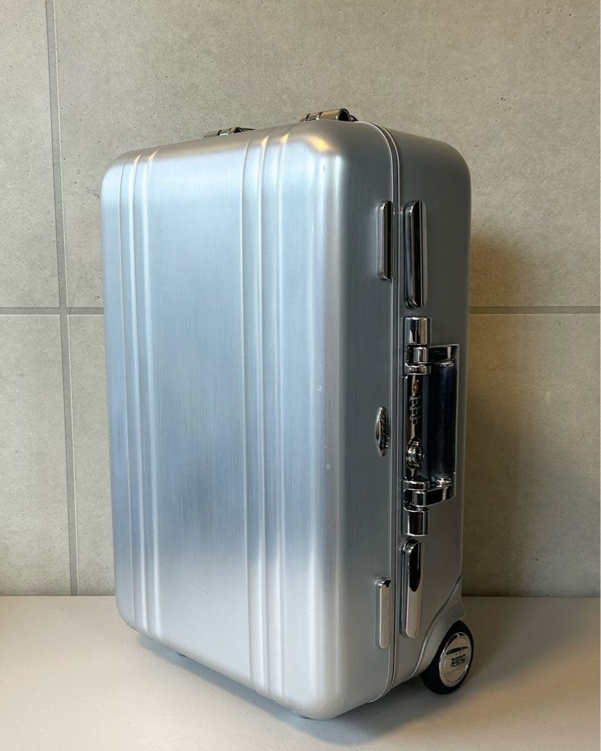 ZERO HALLIBURTON ゼロハリバートン アルミ 2輪キャリーケース