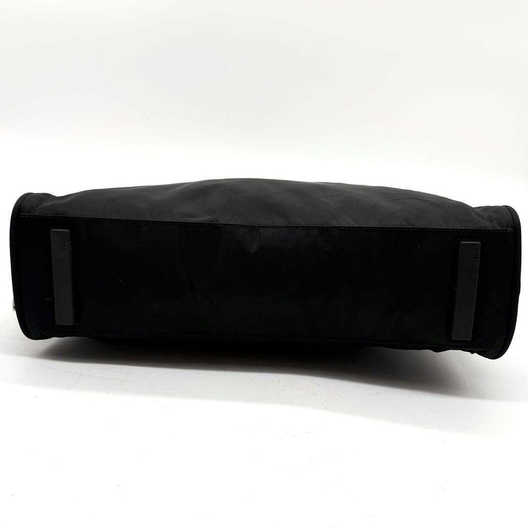 極美品✨プラダ ハンドバッグ ミニボストン ナイロン 三角ロゴ 南京錠 ブラック