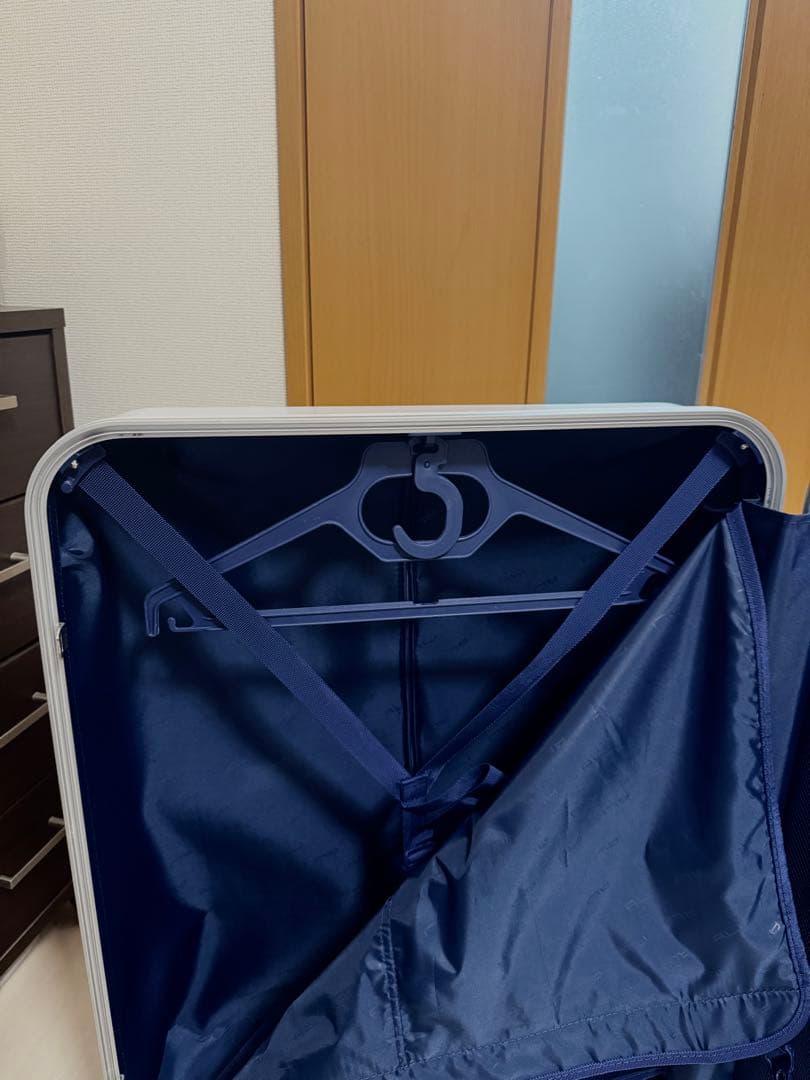 [廃盤品]A.L.I GALE アジアラゲージ 98L ホワイト スーツケース