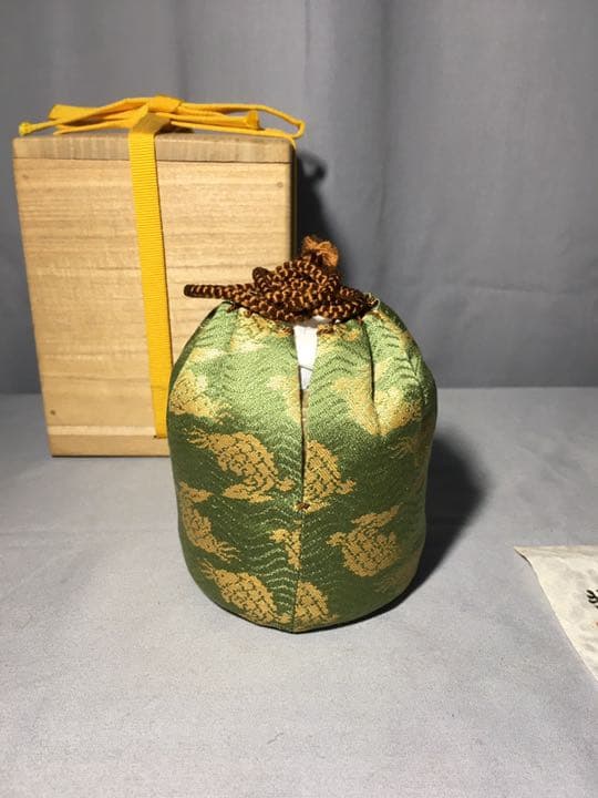 【茶道具】信楽焼肩衝茶入 陶器蓋付 茶入140