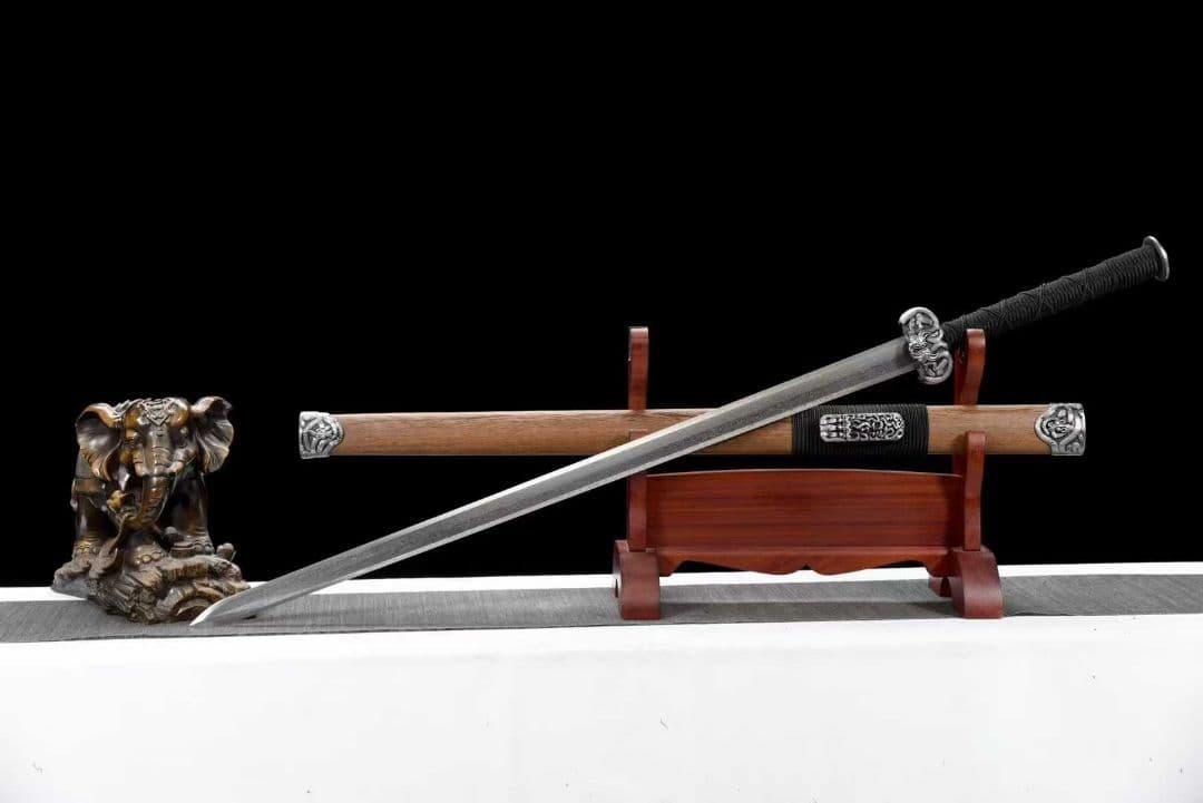 【ドロン漢剣】古兵器 刀装具 日本刀　模造刀 居合刀 武士道 鑑賞用 美術刀