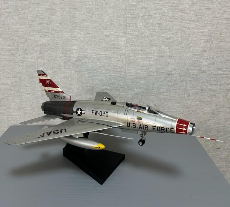 ウイングクラブ　F-100D スーパーセイバー　1/32